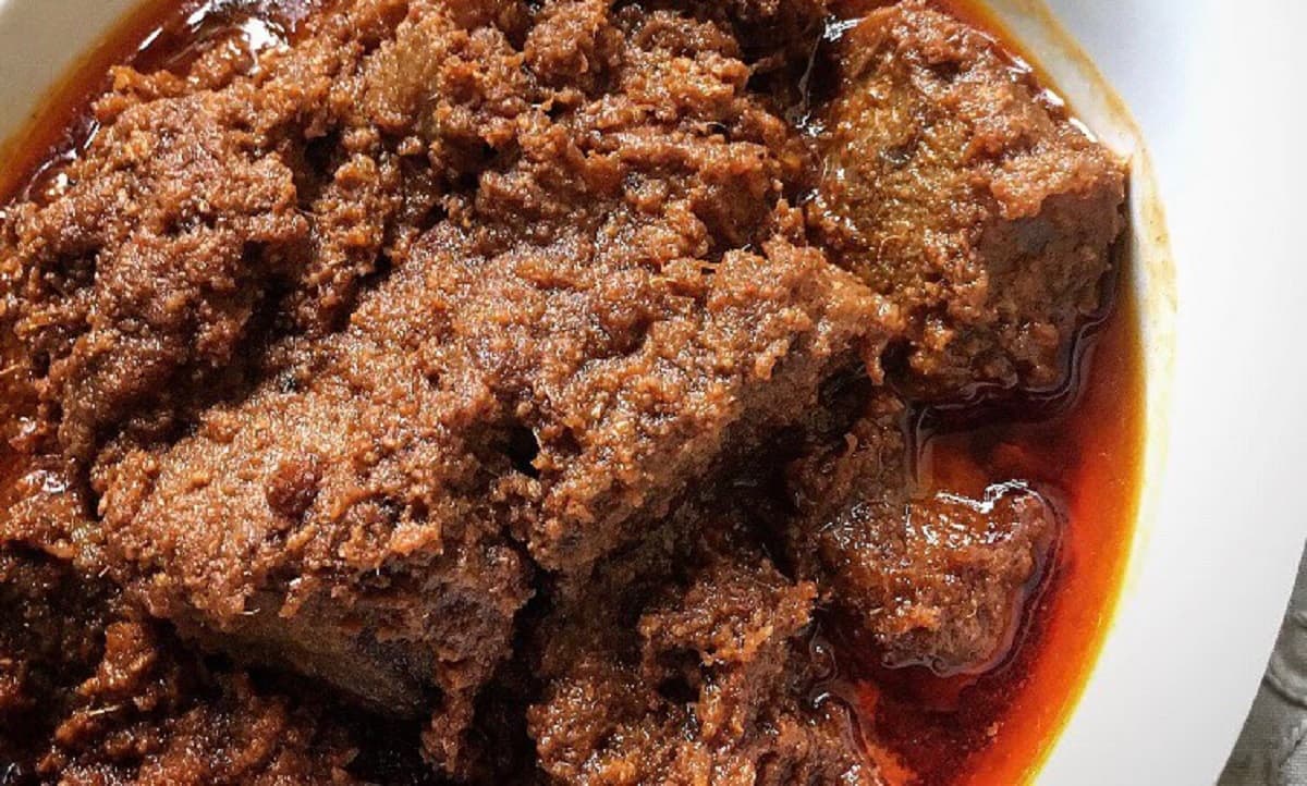 Masakan Padang Favorit Banyak Orang Yang Perlu Anda Coba